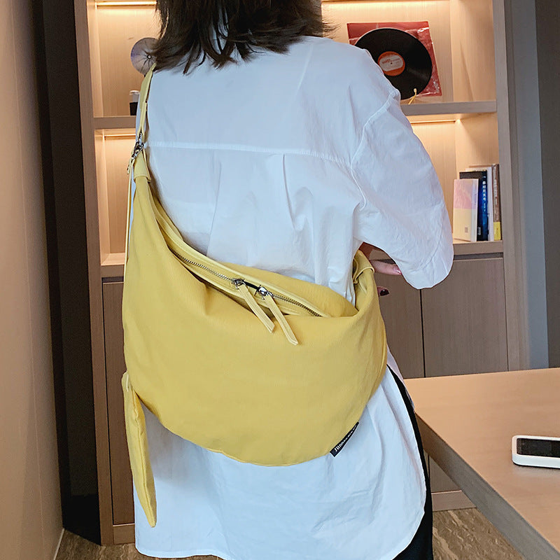 Women’s casual canvas dumpling shoulder bag